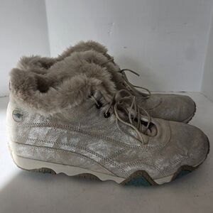 kangaROOS Beige Fur-Lined Winter Boots